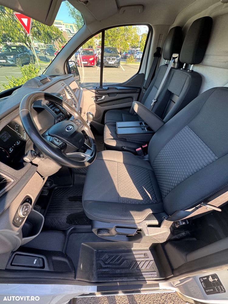 Ford Transit Custom - 8