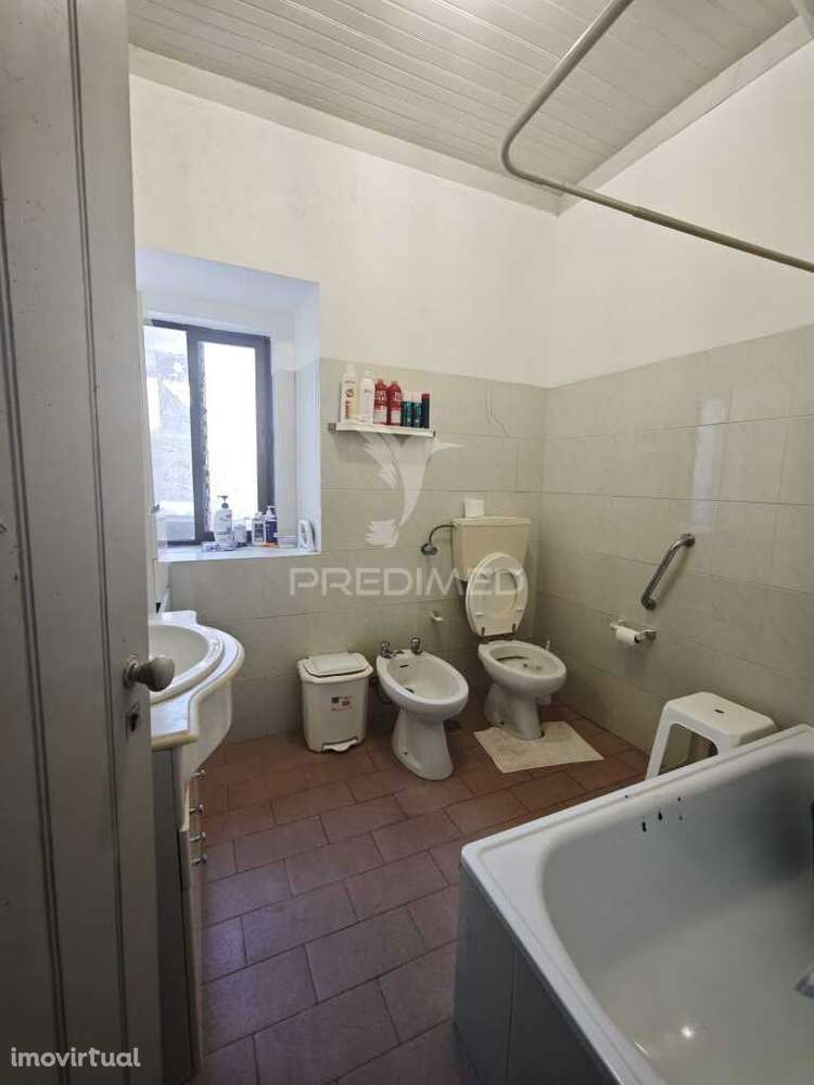 Moradia T4 - Grande imagem: 5/25