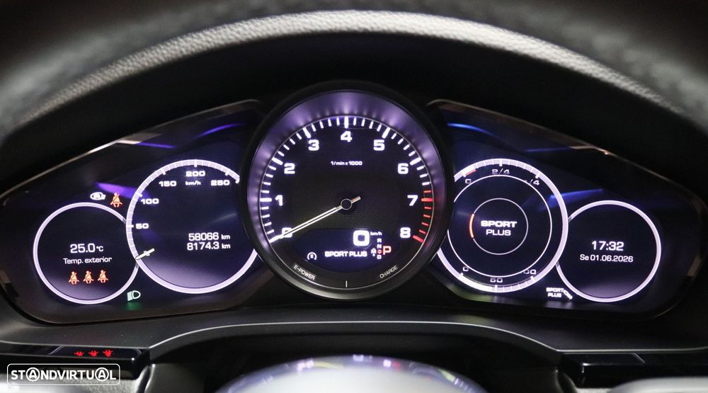 Porsche Cayenne Coupé E-Hybrid Platinum Edition - 23