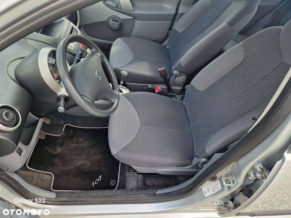 Peugeot 107 - 15