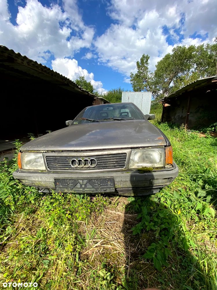 Audi 100 1.8 E - 11