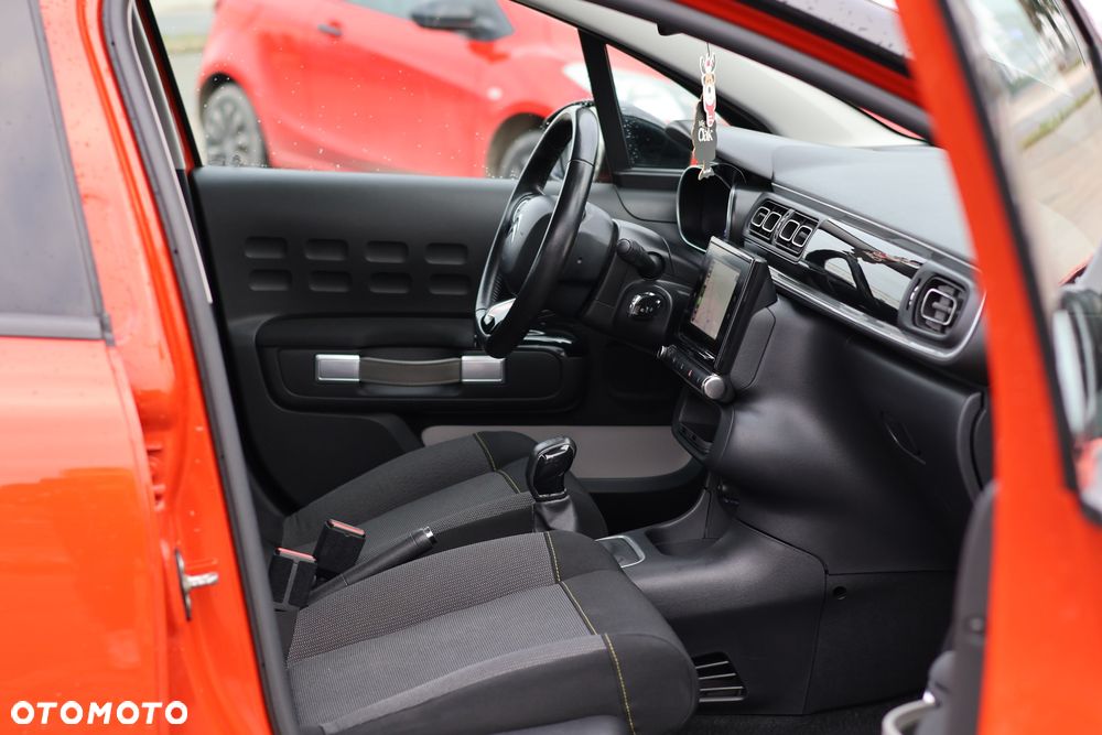 Citroën C3 1.2 PureTech Shine - 18