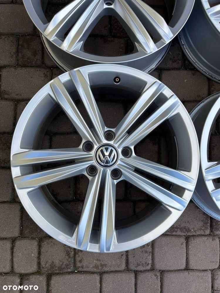 Oryginalne alufelgi Vw 5x112 18 cali Tiguan II R-line - 5