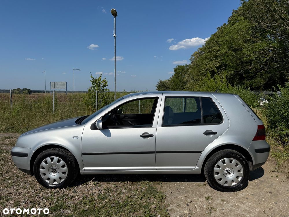 Volkswagen Golf 1.6 Automatik Edition - 4