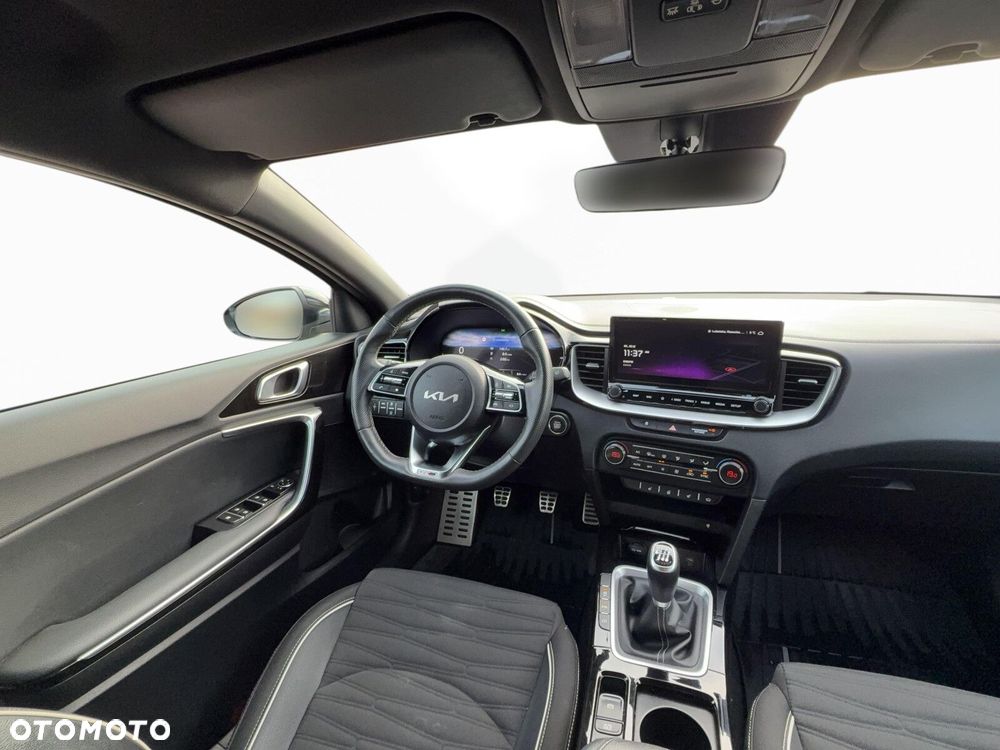 Kia ProCeed 1.5 T-GDI GT Line - 14