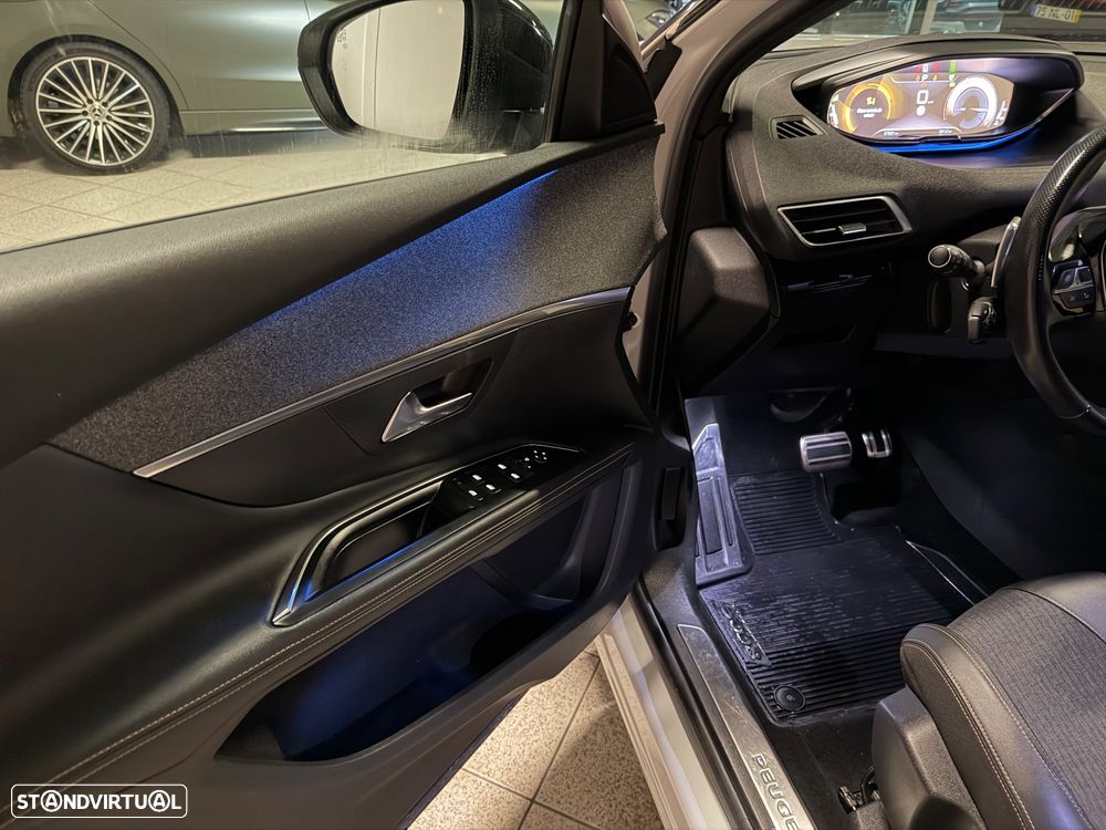 Peugeot 5008 1.5 BlueHDi GT Line EAT8 - 20