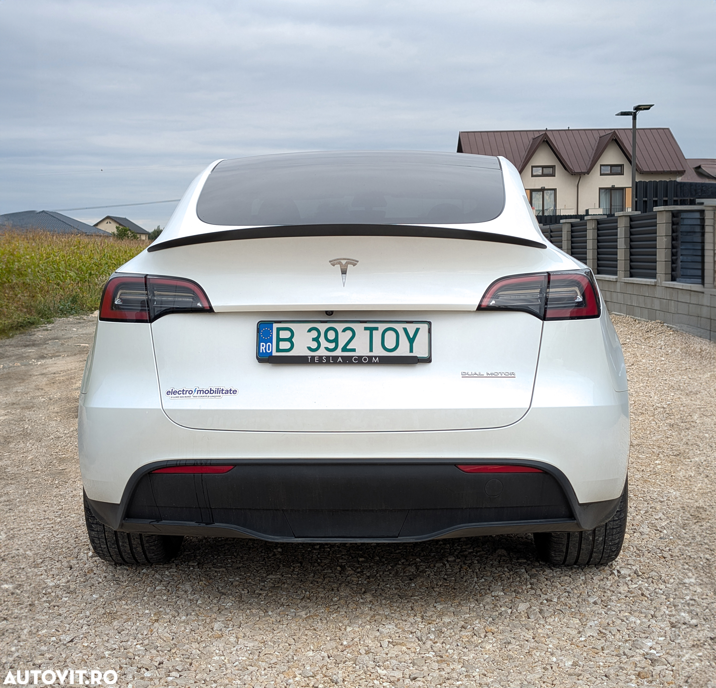 Tesla Model Y Performance - 3
