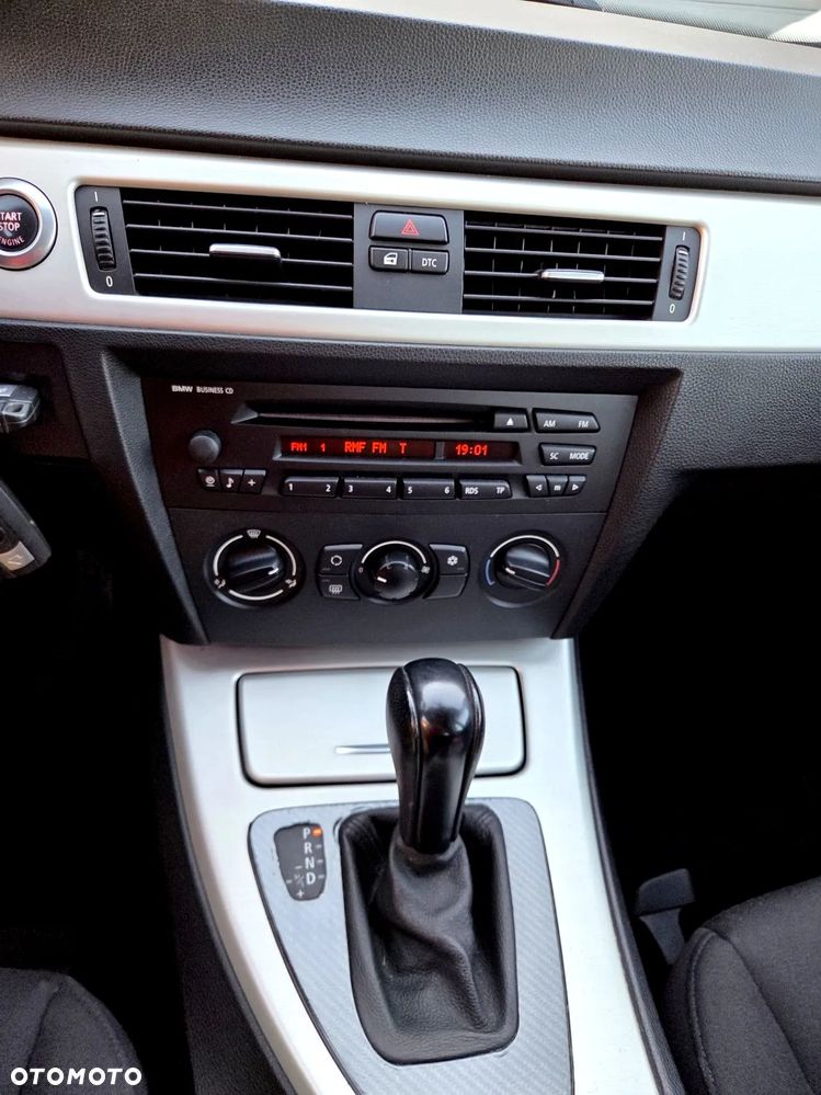 BMW Seria 3 - 23