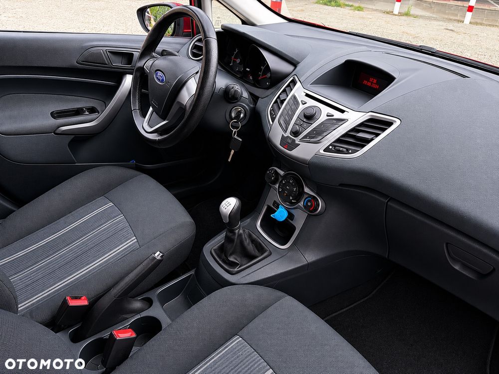 Ford Fiesta 1.25 Ambiente - 6