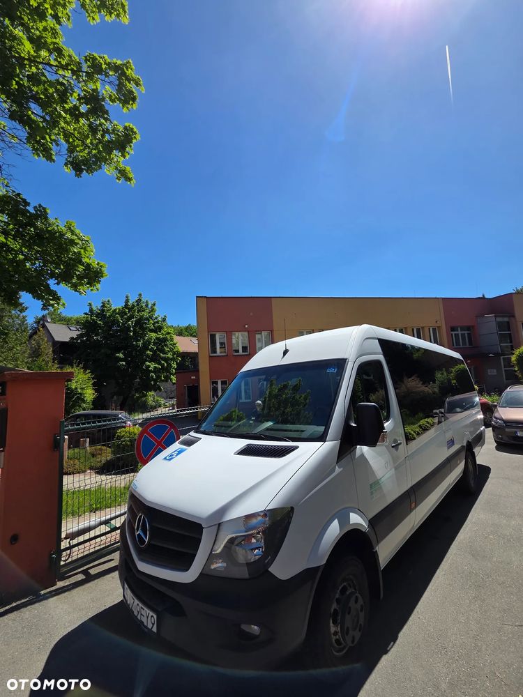 Mercedes-Benz Sprinter - 1