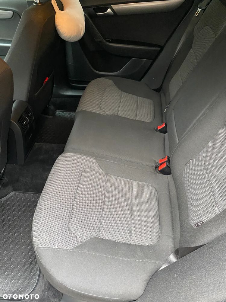 Volkswagen Passat 2.0 TDI BlueMotion Technology Highline - 18