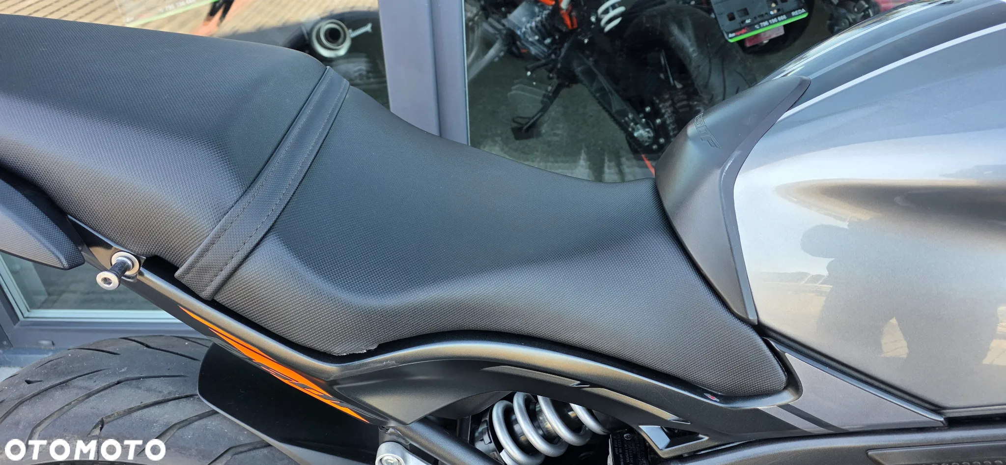 Honda CB - 8