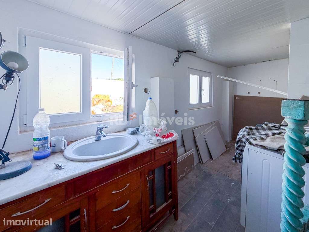 Moradia T1 em Montalvo com espaço exterior - Grande imagem: 5/23