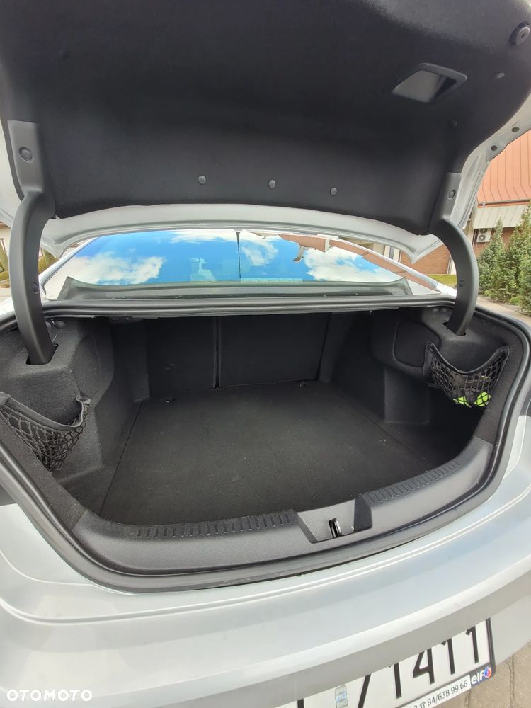 Renault Megane 1.6 SCe Zen - 17