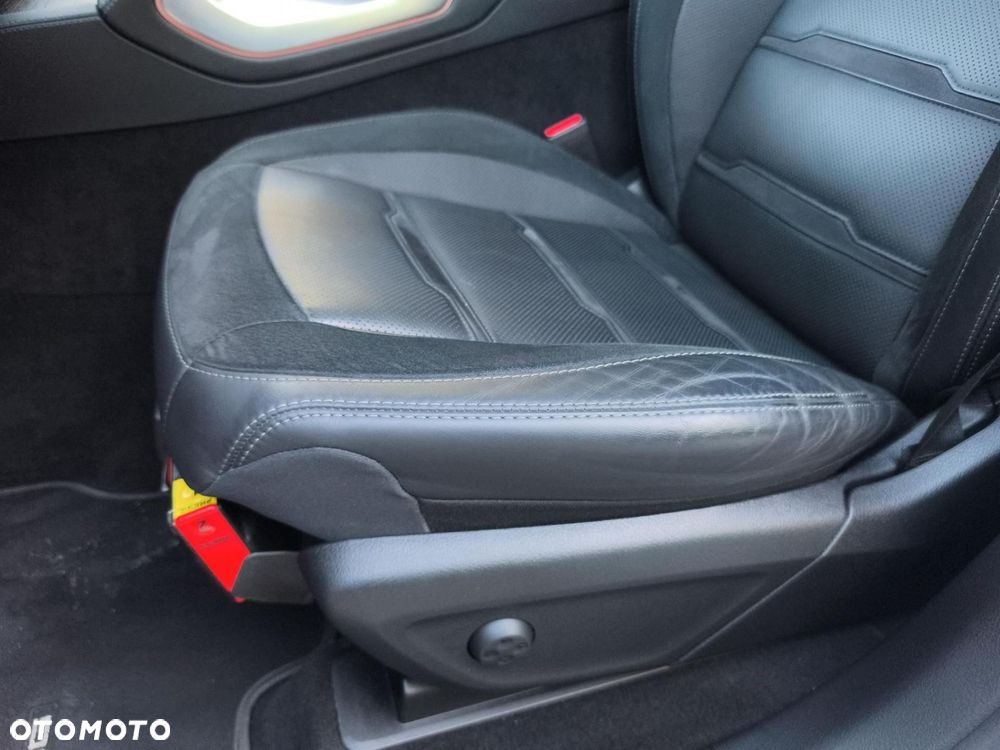 Mercedes-Benz GLE - 11