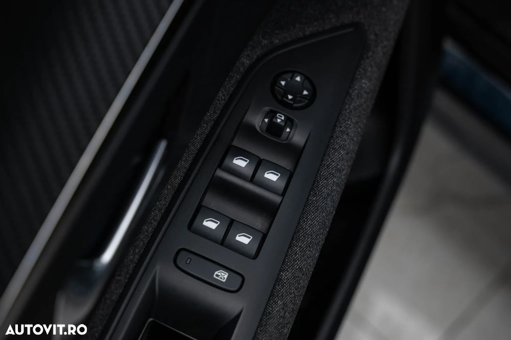Peugeot 3008 BlueHDi 130 Stop & Start EAT8 Active - 17