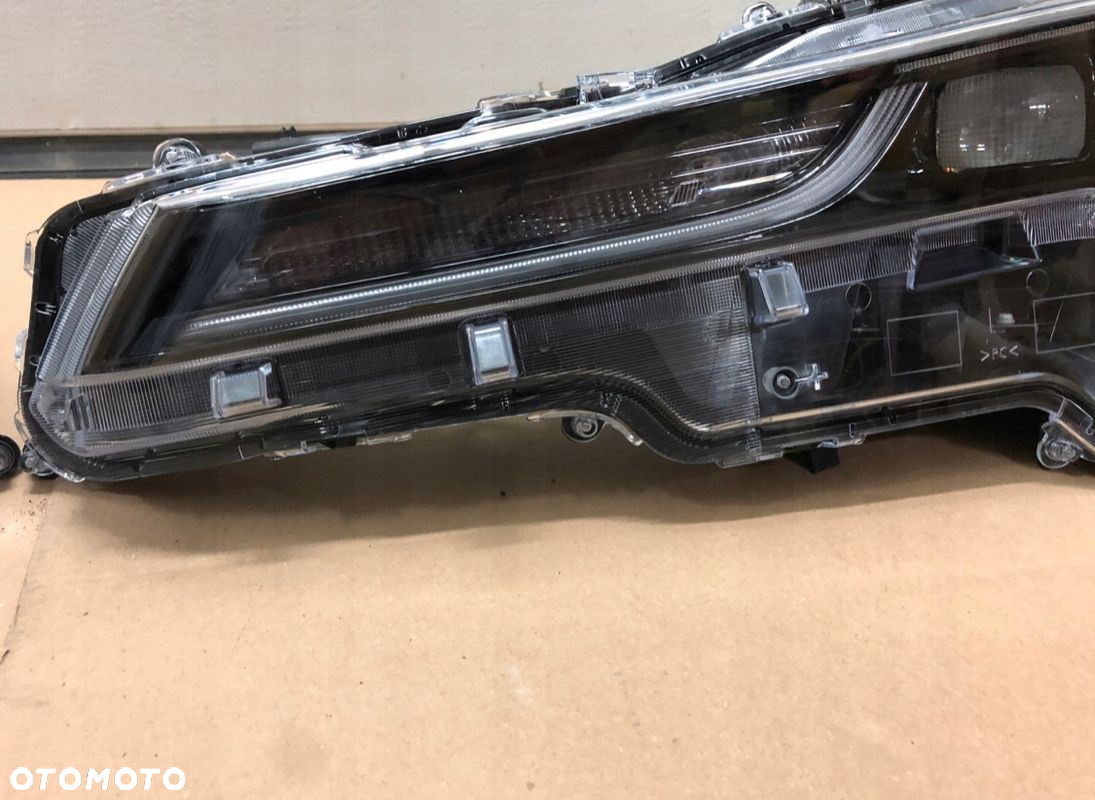 FULL LED TOYOTA COROLLA XII E210 SOCZEWKI 2018-20r - 3