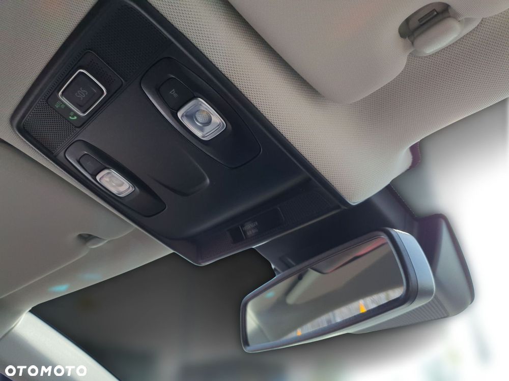 Renault Captur 1.6 E-TECH Full Hybrid 145 Techno - 24