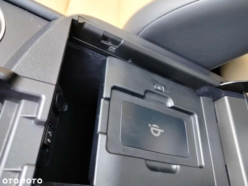 Lexus NX 300h Comfort AWD - 14