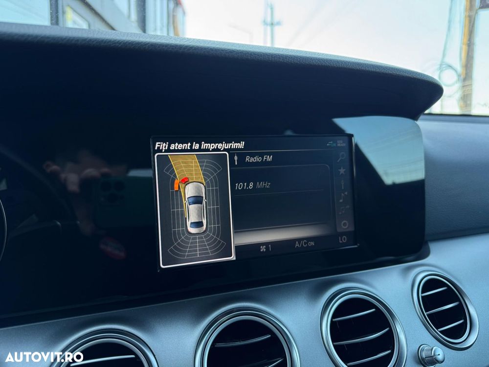 Mercedes-Benz E - 11