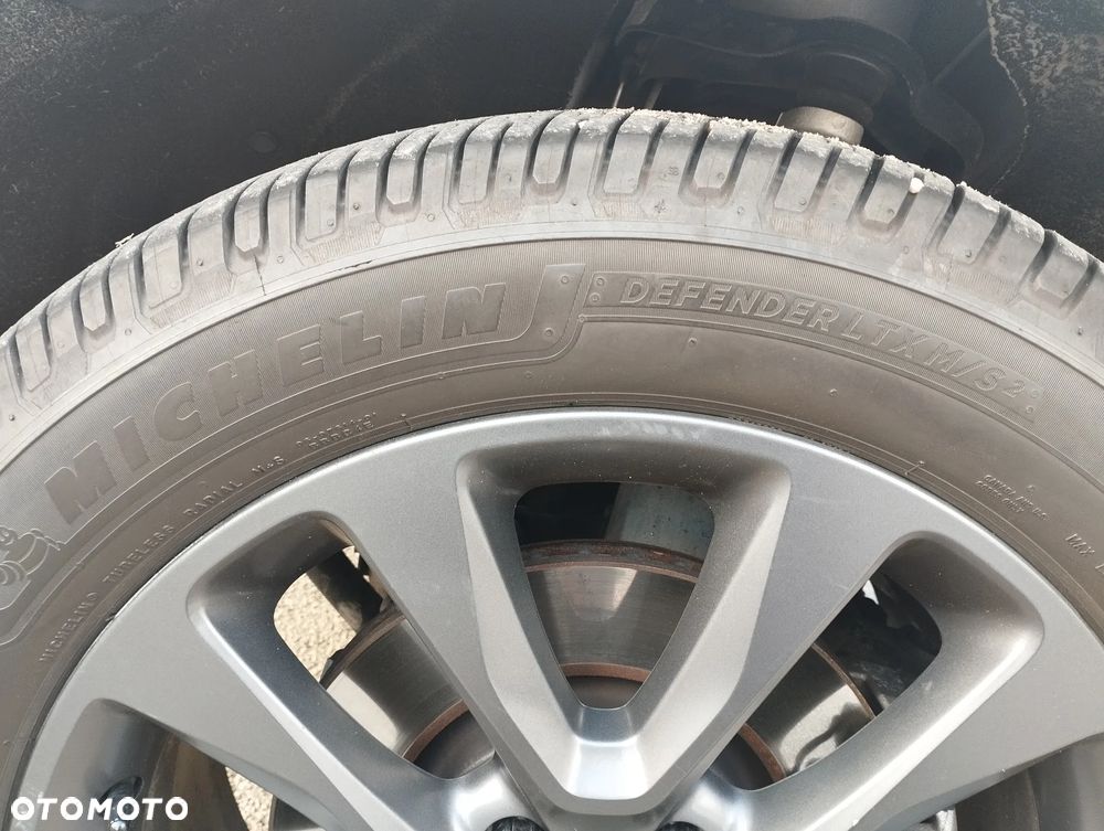 Jeep Grand Cherokee 5.7 V8 Overland - 35