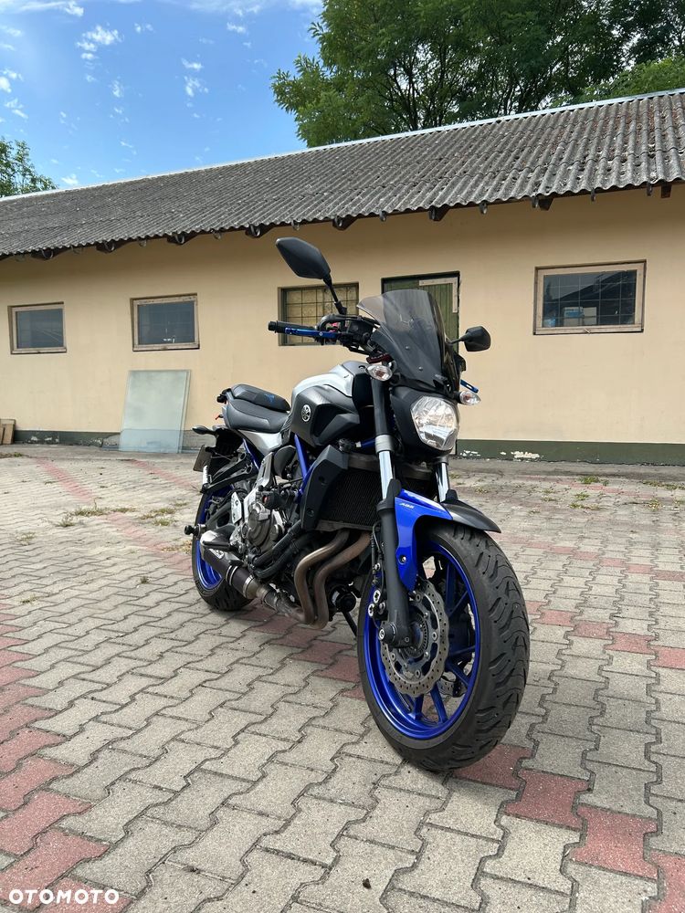Yamaha MT - 1