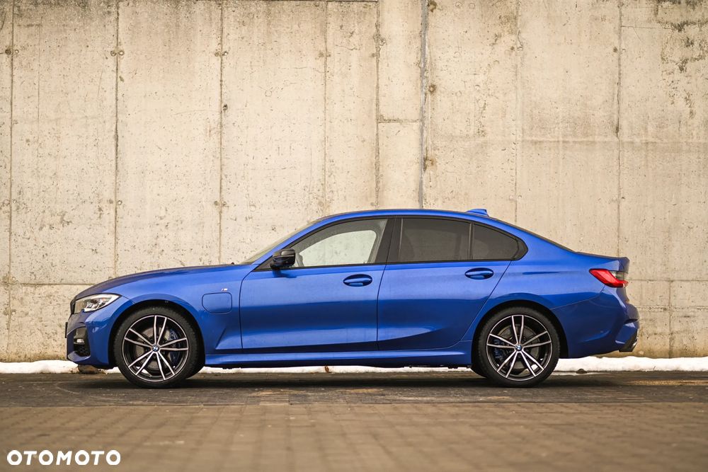 BMW Seria 3 330e M Sport - 20