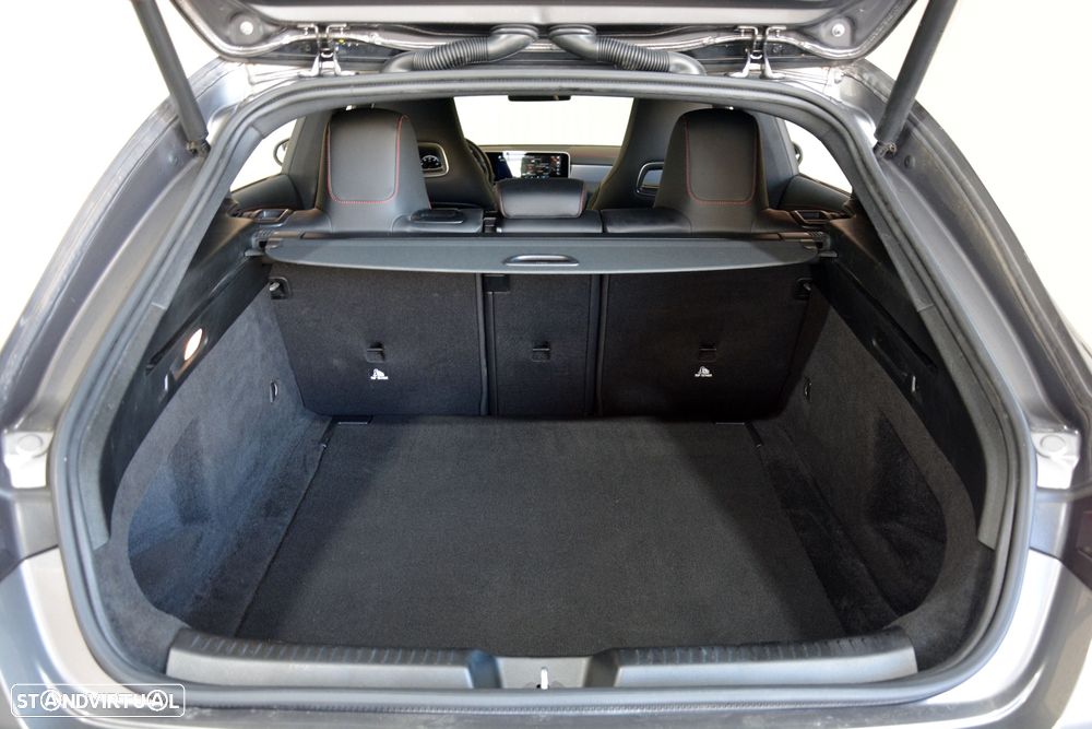 Mercedes-Benz CLA 180 d 7G-DCT AMG Line - 11