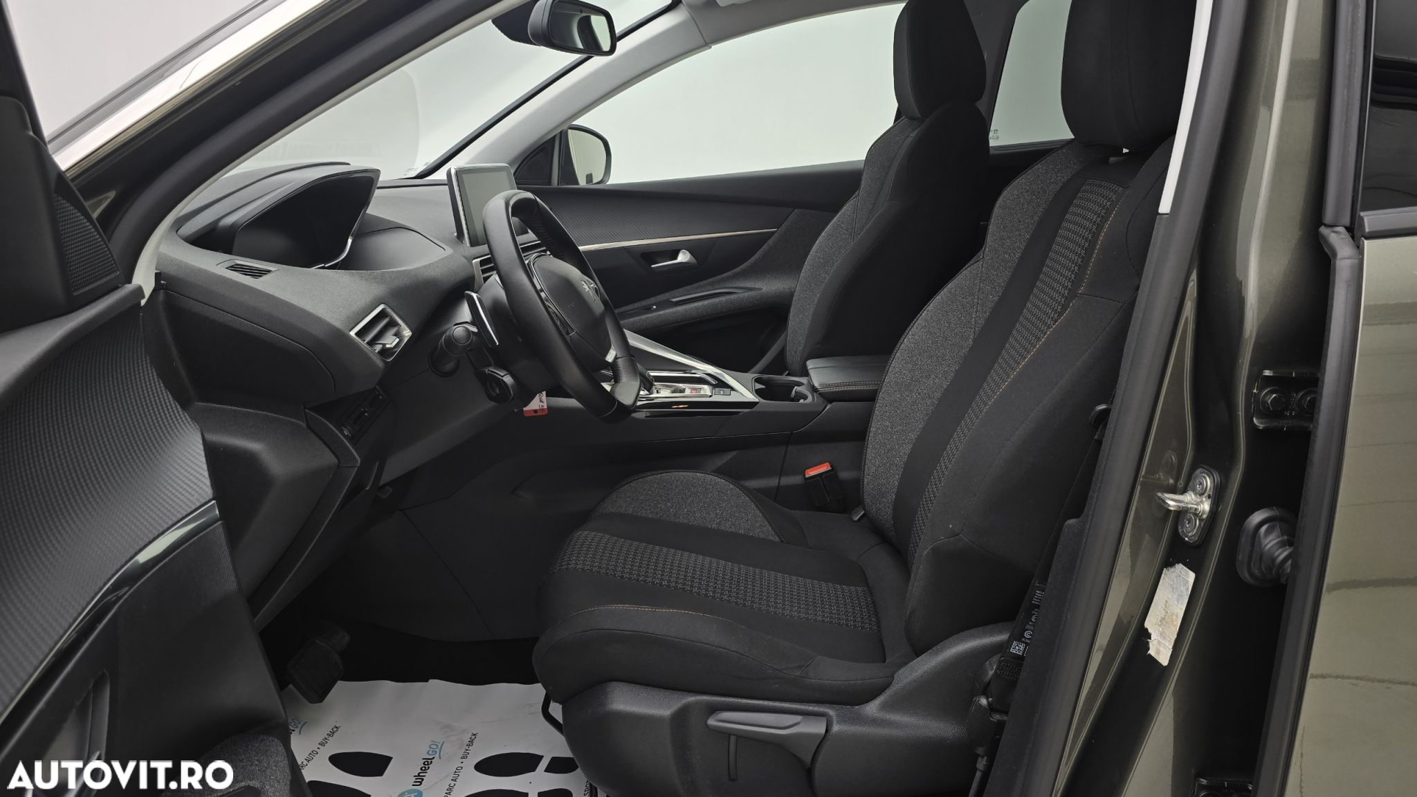 Peugeot 5008 - 12