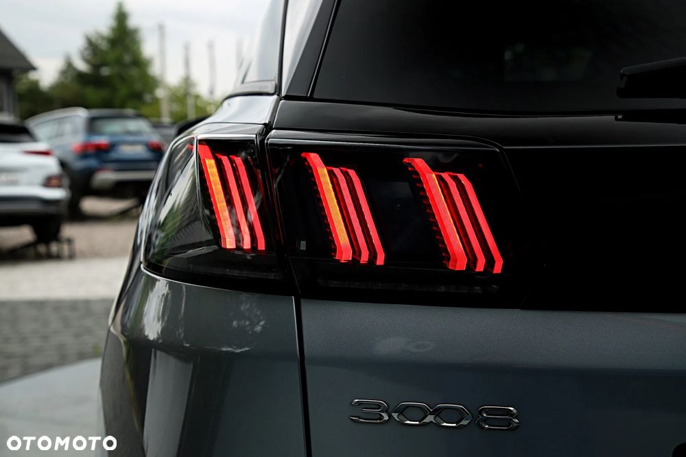 Peugeot 3008 1.2 PureTech Allure Pack S&S EAT8 - 17