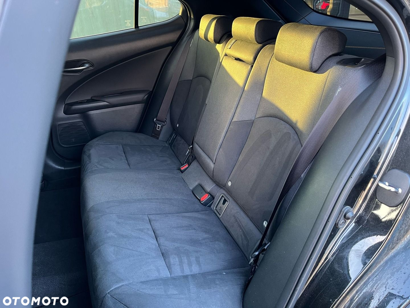 Lexus UX 200 GPF Business Edition 2WD - 7