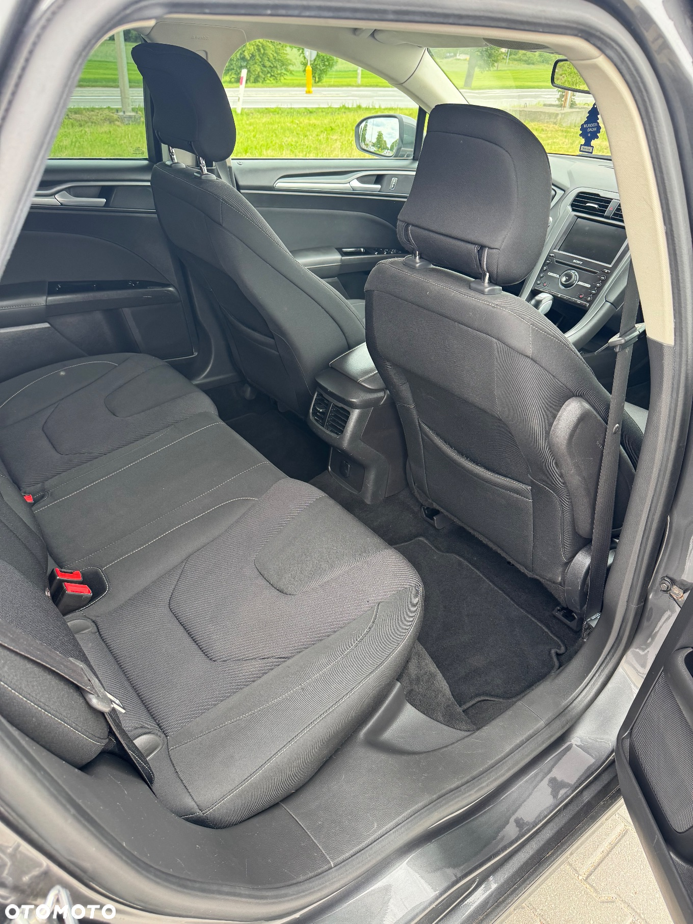 Ford Mondeo - 12