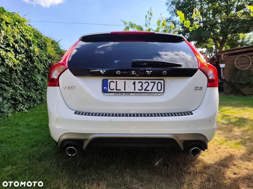 Volvo V60 D3 Drive-E R-Design Momentum - 8