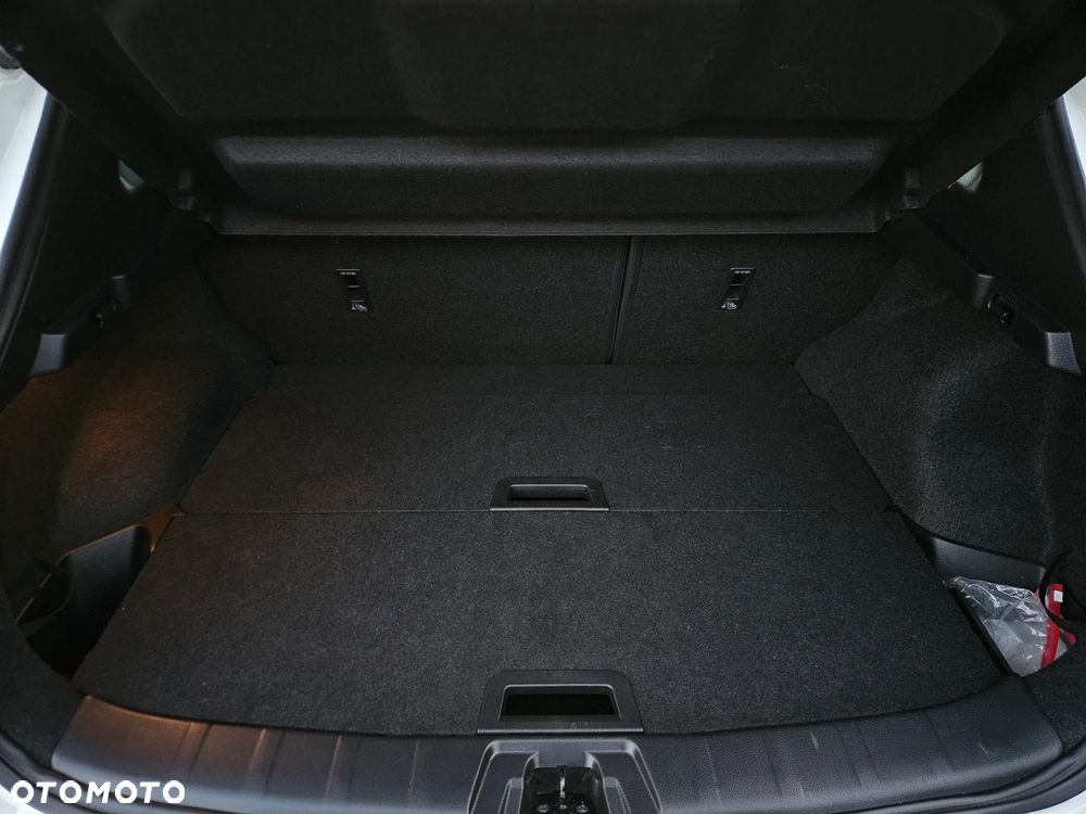 Nissan Qashqai 1.6 DCi N-Connecta - 29