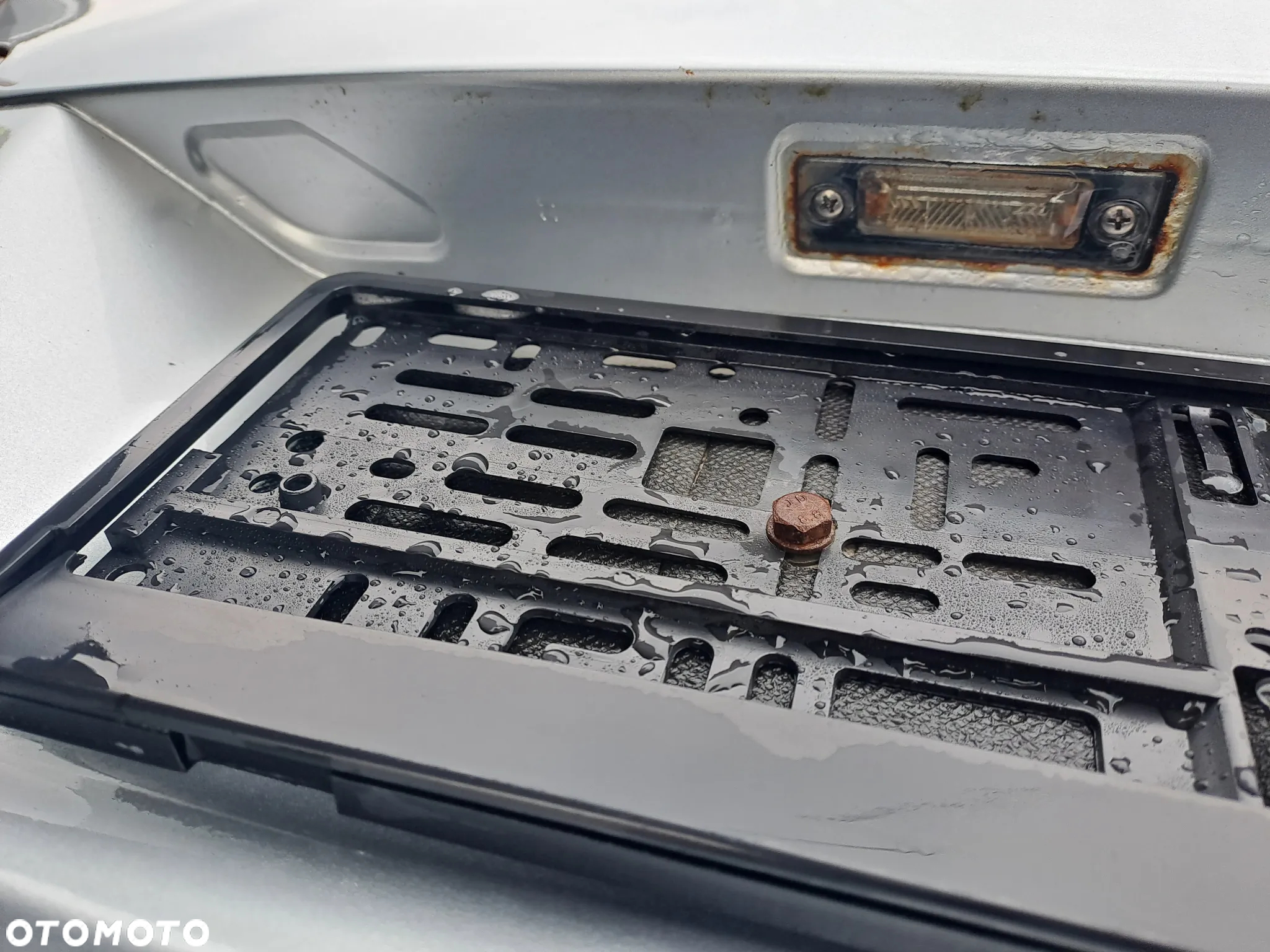 Volkswagen Jetta III 1K2 A5 sedan zderzak tylny z PDC kod lakieru LA7W - 11