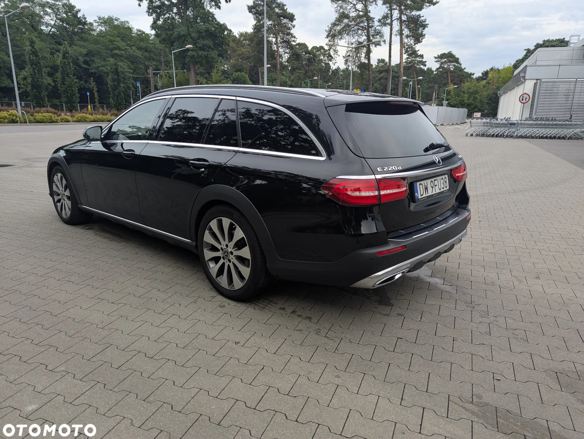 Mercedes-Benz Klasa E 220 d 4-Matic All-Terrain - 4