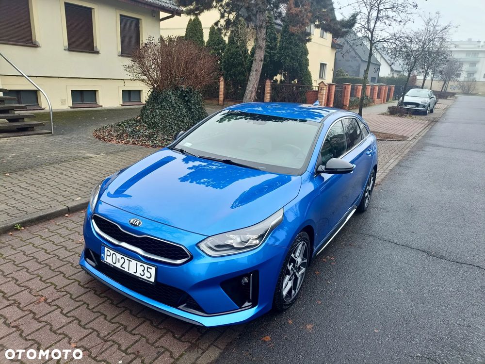 Kia ProCeed - 35