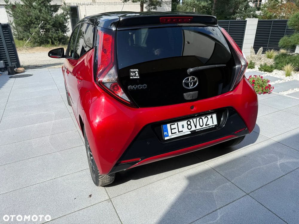 Toyota Aygo x.shift x-play connect - 16