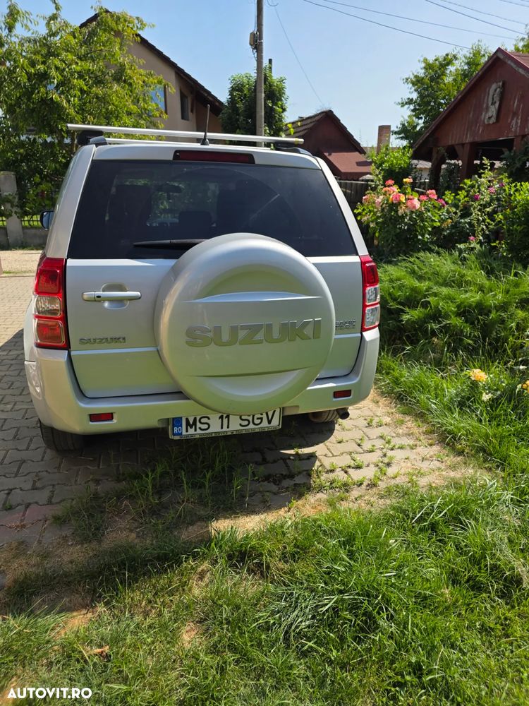 Suzuki Grand Vitara 1.9 DDIS JLX-EL - 10