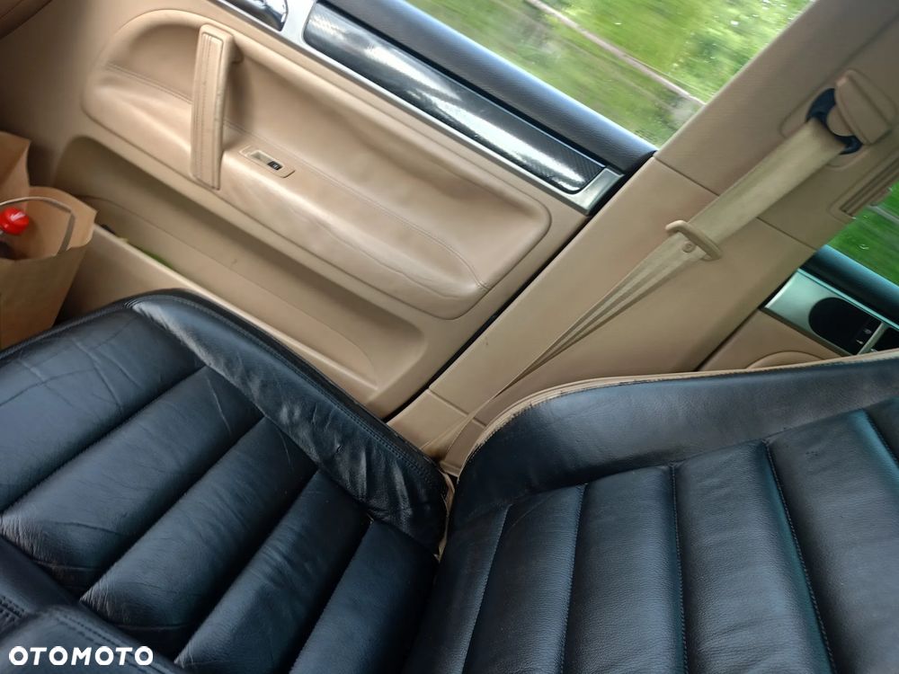 Volkswagen Touareg - 4