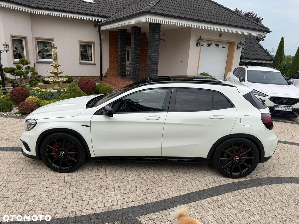 Mercedes-Benz GLA 45 AMG 4Matic 7G-DCT - 10
