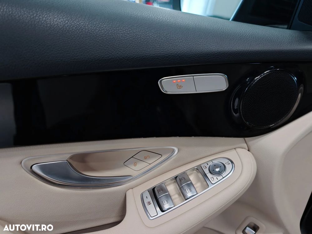 Mercedes-Benz GLC 300 de 4MATIC - 13