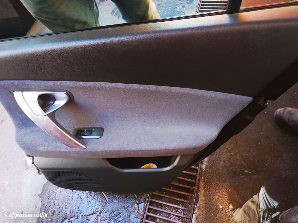 NISSAN PRIMERA P12 PORTA TRÁS DIREITA - PT432 - 5