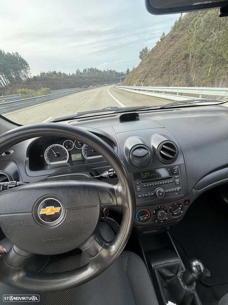 Chevrolet Aveo 1.2 L - 5