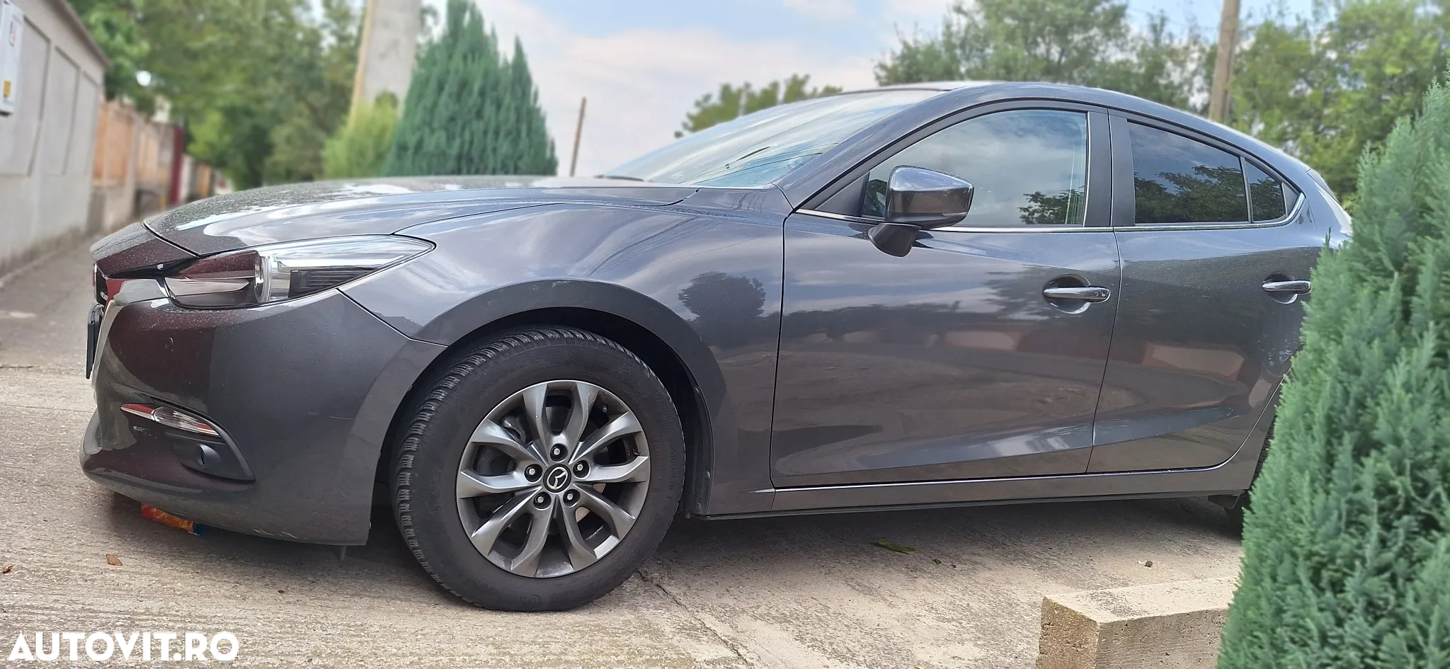Mazda 3 - 10