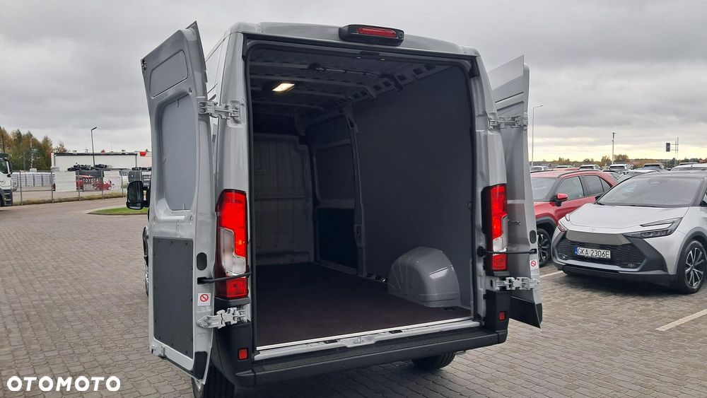 Toyota Proace MAX EV - 12