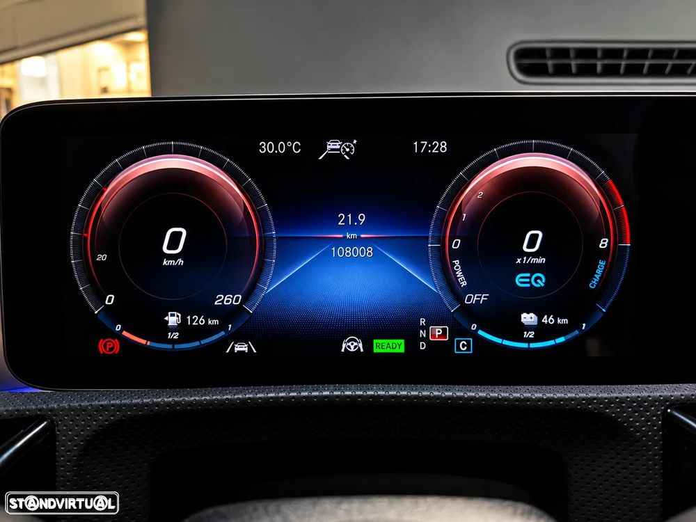 Mercedes-Benz A 250 e 8G-DCT AMG Line - 24