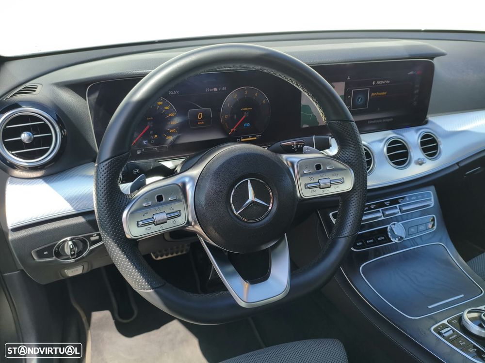 Mercedes-Benz E 300 de AMG Line - 35