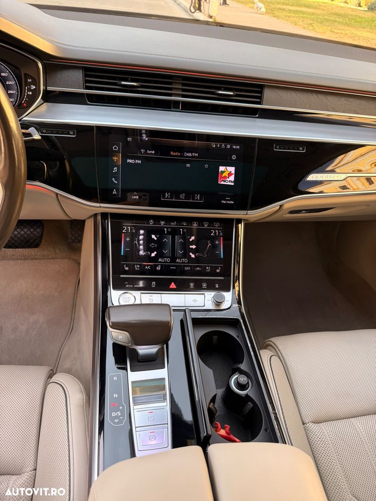 Audi A8 - 12