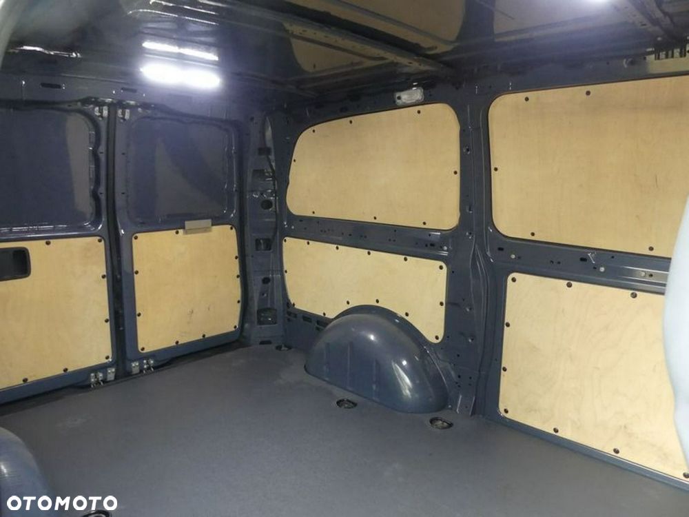 Mercedes-Benz Vito - 14